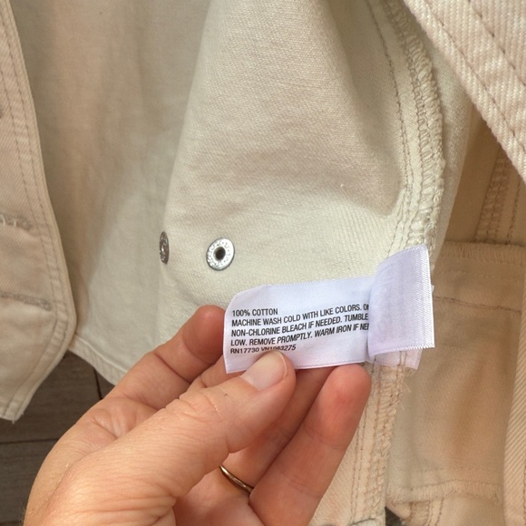 Universal Thread Cream Vest - Picture 4 of 5